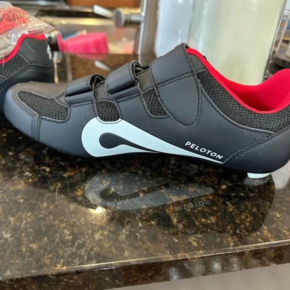 NWT Peleton Cycling Shoes! - Picture 2 of 5